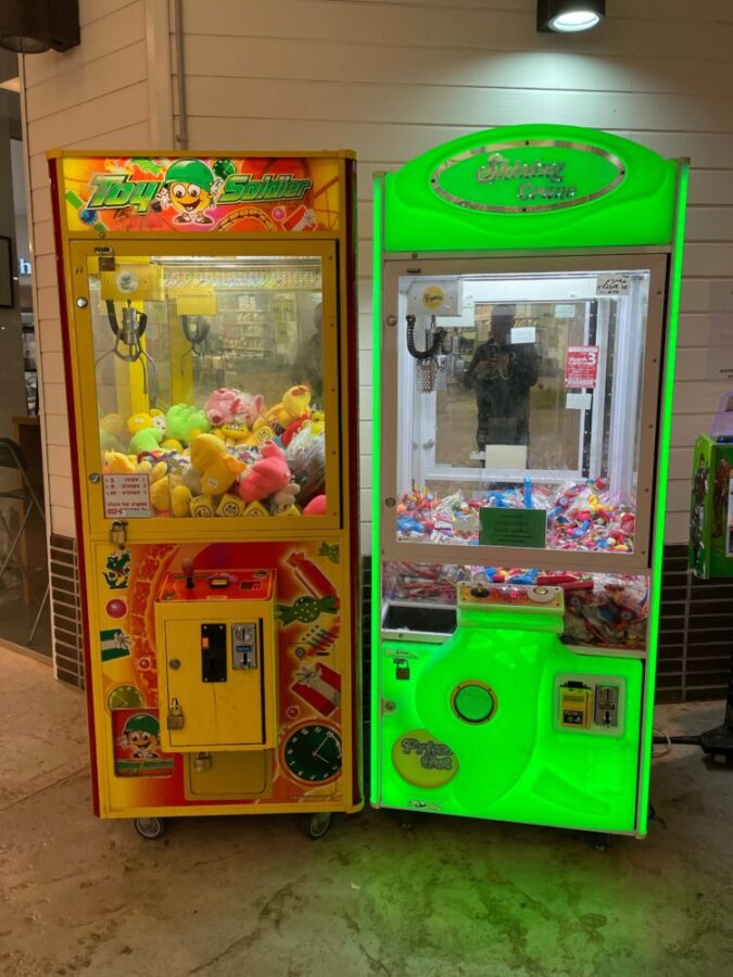 how much can you make from claw machines? from claw